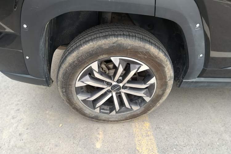 Used Haval H Dog 2023 2.0T Two-Wheel Drive Trendy Outdoor Edition Right Rear Wheel Hub