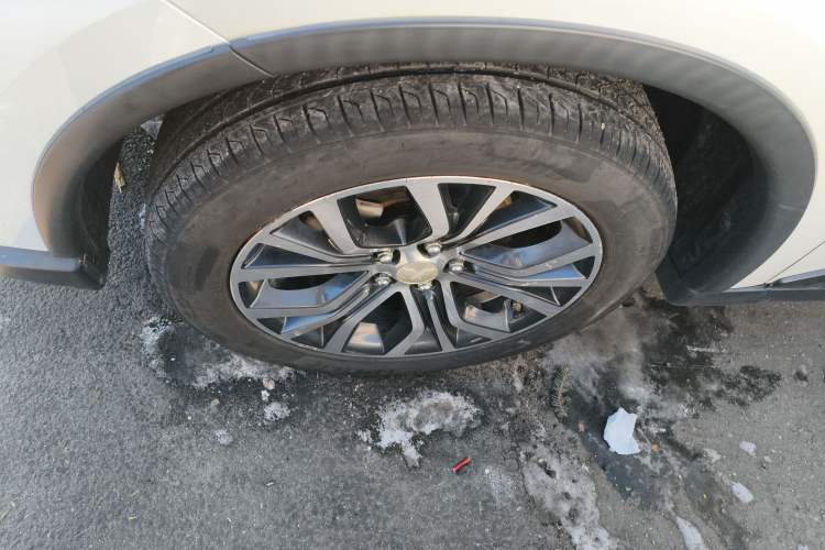 Used Mitsubishi Outlander 2018 2.0L Two-Wheel Drive Glory Edition 5 Seats
