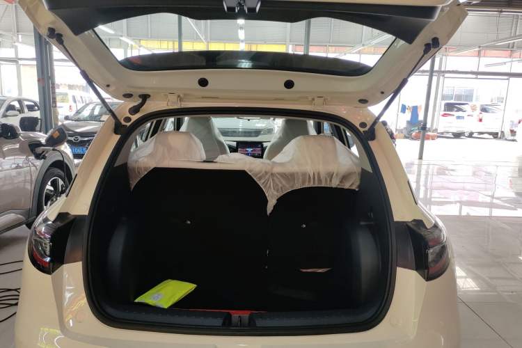 Used Geely Galaxy Geome 2026 Model 310km Youth Edition
