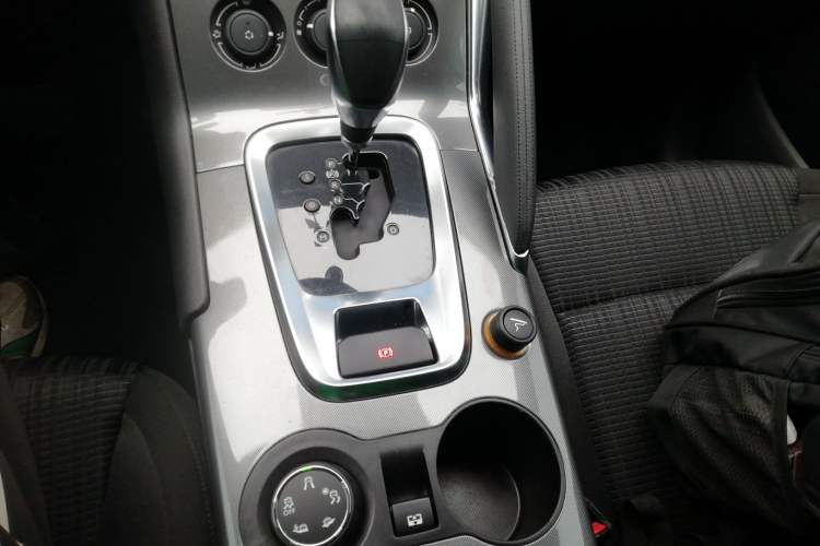 Used Peugeot 3008 2016 1.6THP Automatic Standard Edition