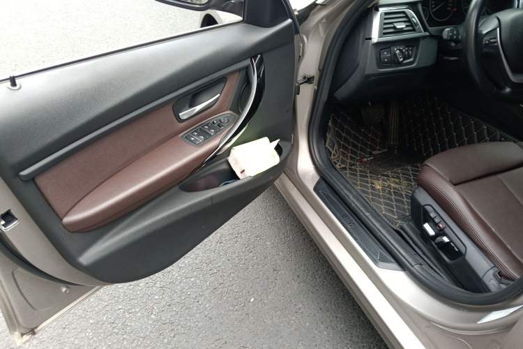 Used BMW 3 Series 2019 320Li Fashion Model
