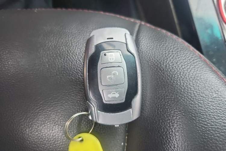 Used BYD e5 2018 450 Smart Connect Enjoyment Version