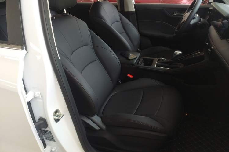 Used Roewe i5 2023 1.5L CVT Luxury Edition