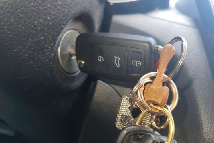 Used Nissan Tiida 2011 1.6L CVT Comfort Model