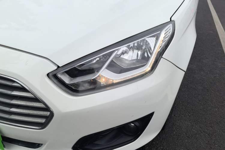 Used Ford Escort 2015 1.5L Automatic Comfort Edition