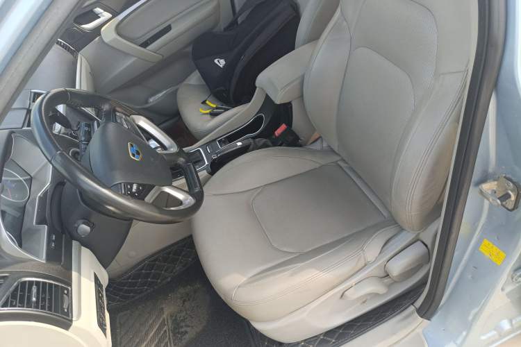 Used Geely Auto Emgrand 2014 Sedan 1.5L CVT Elite Model