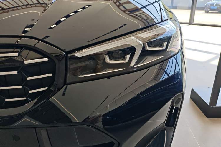 Used BMW 3 Series 2024 325i M Sport Night Edition Package