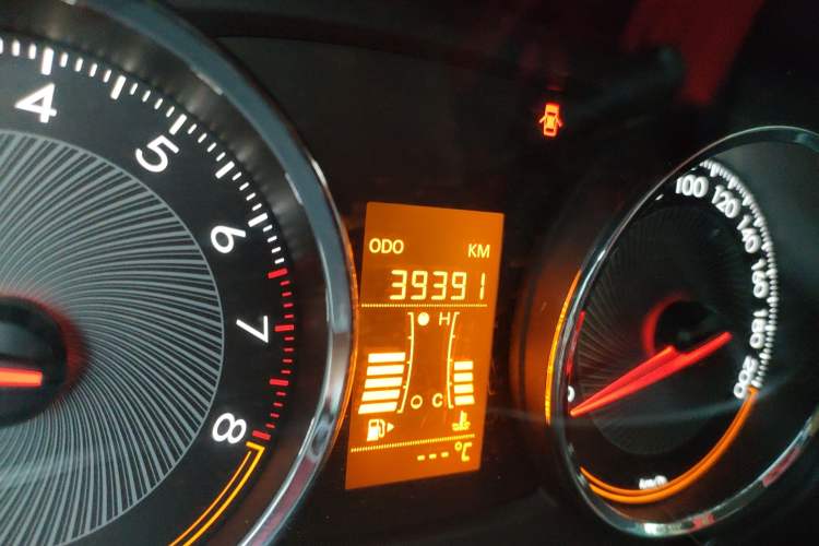 Used Chevrolet Sail 2015 Sail 3 1.5L Manual with Ideal Sunroof Edition