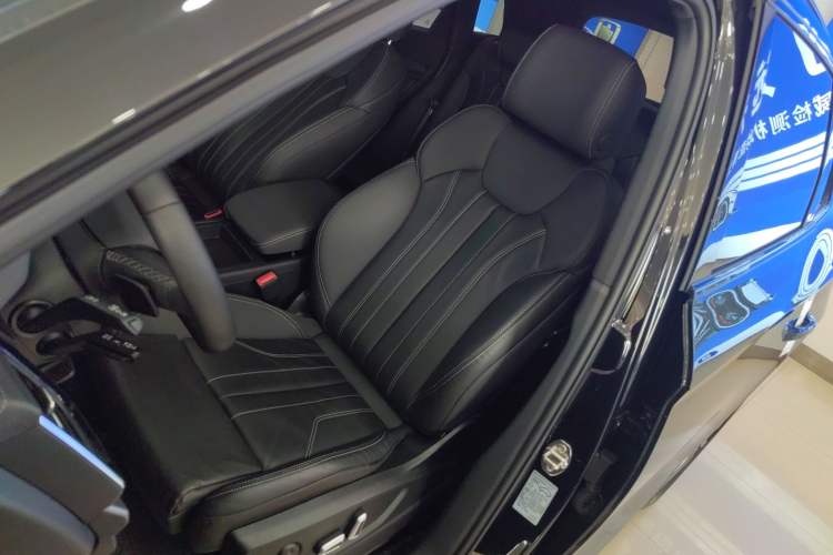 Used Audi Q5L 2024 45 TFSI Luxury Dynamic Model