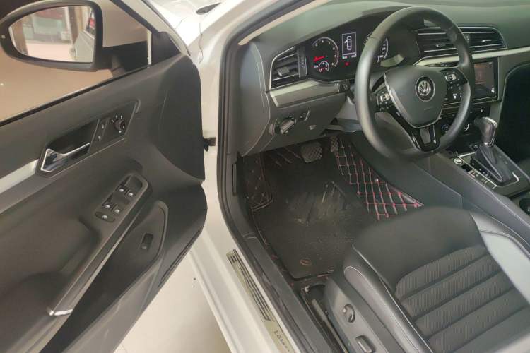 Used Volkswagen Lamando 2019 280TSI DSG Comfort Edition China VI standard