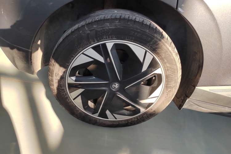 Used MG 4 EV 2023 415 km Range Sea-Faring Champion Edition