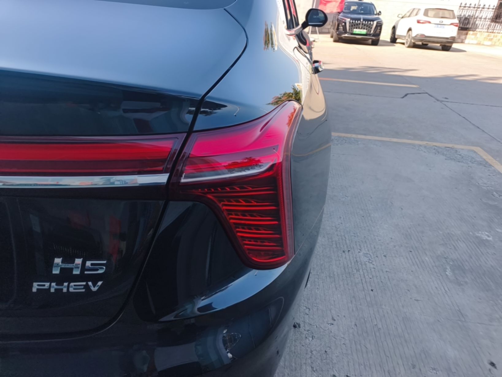 Hongqi H5 PHEV 2025 130 Super Hybrid Version — снимка 9