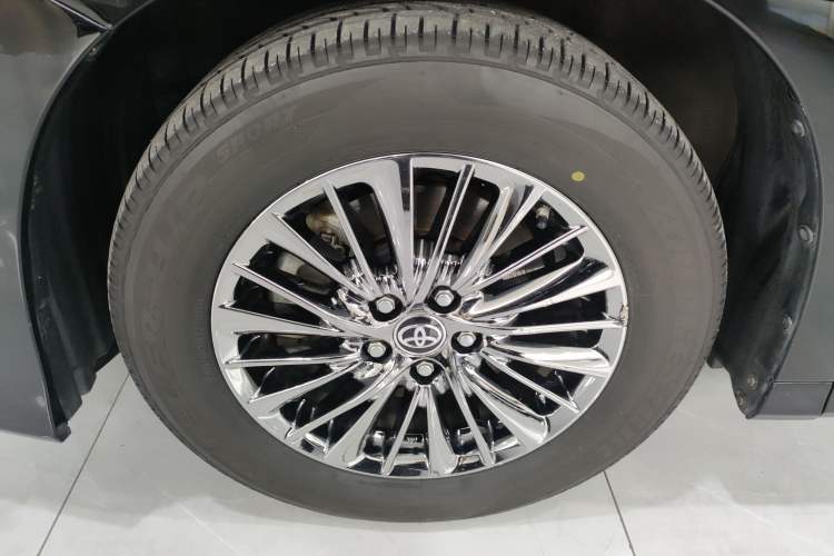 Used Toyota Vellfire 2020 Dual-Engine 2.5L HV Luxury Edition
