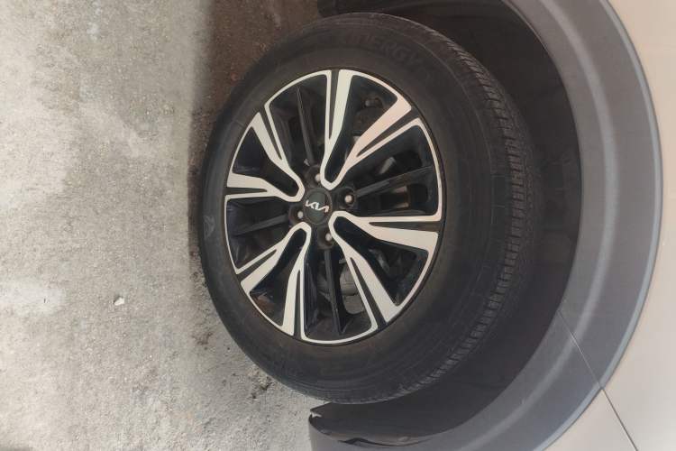 Used Kia kx1 Stonic 2021 1.4L CVT Sunroof Model