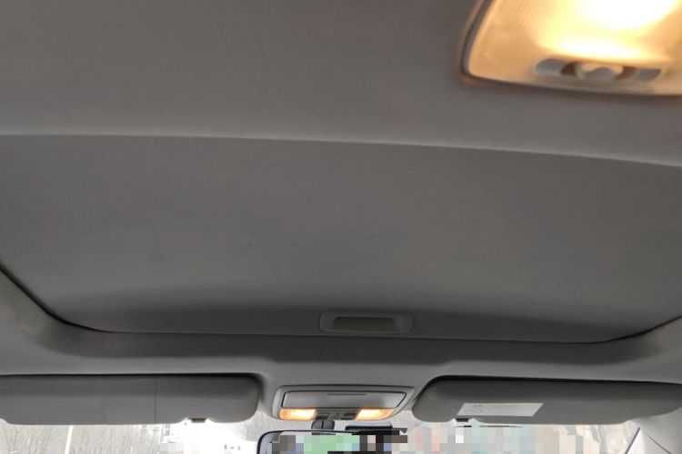 Used Honda CR-V 2015 2.4L two-wheel drive luxury version
