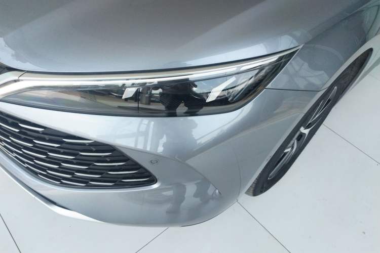 Used BYD Qin L 2025 DM-i Smart Drive 120KM Superior Model
