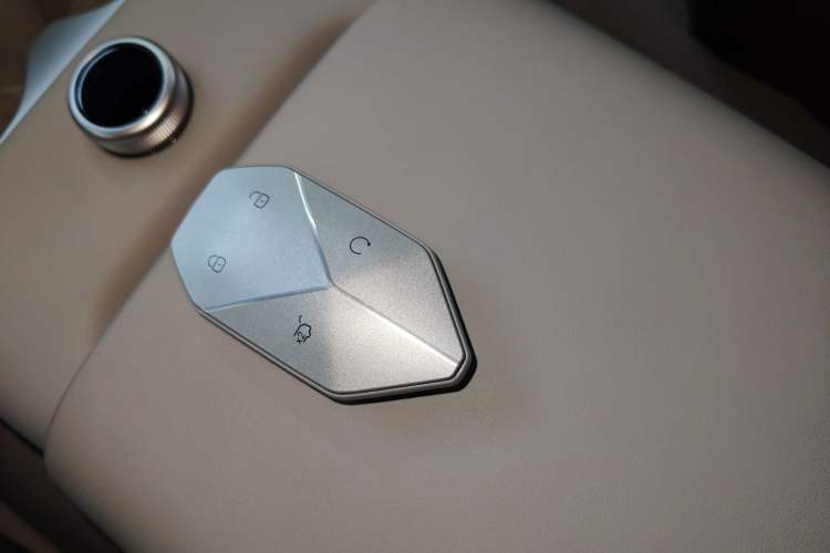 Used Formula Leopard Tai 7 2025 Model 190 km Four-Wheel Drive Ultra Edition