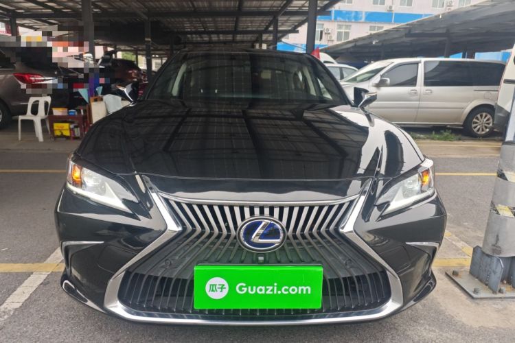 Used Lexus ES 2018 300h Premier Edition China V Standard

