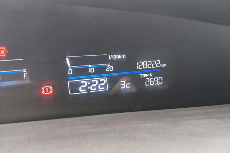 Used Honda Jade 2013 1.8L CVT Luxury Edition 6 seats