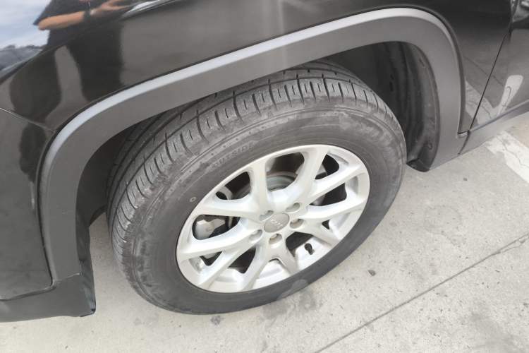 Used Jeep Cherokee 2017 2.0L Superior Edition