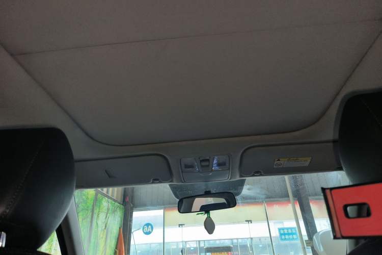 Used Hyundai ix25 2015 1.6L Automatic Two-Wheel Drive Smart GLS Trim
