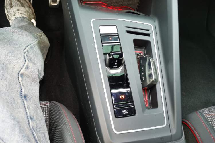 Used Volkswagen Golf GTI 2021 380TSI DSG GTI Gear Lever