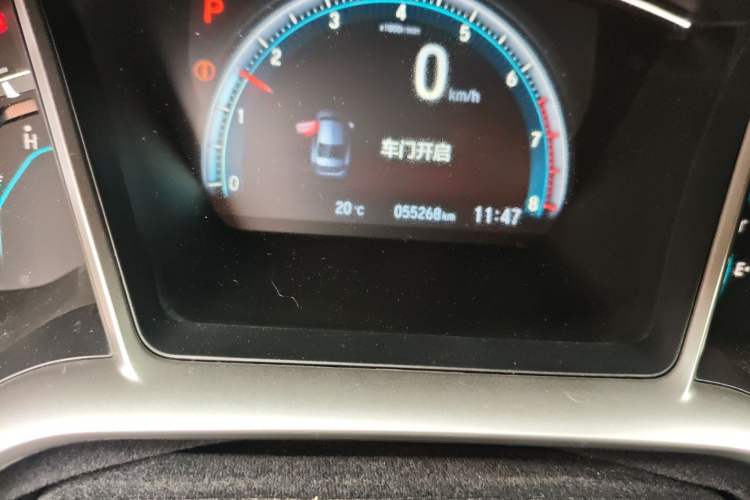 Used Honda Civic 2019 220TURBO CVT Dynamic Edition China VI Odometer Close Up