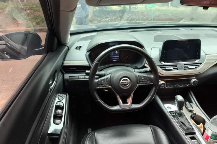 Used Nissan Teana 2021 2.0L XL Comfort Edition Steering Wheel
