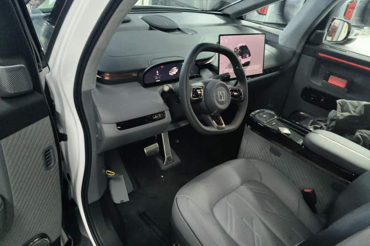 Used Zeekr MIX 2025 Intelligent Driving Version
