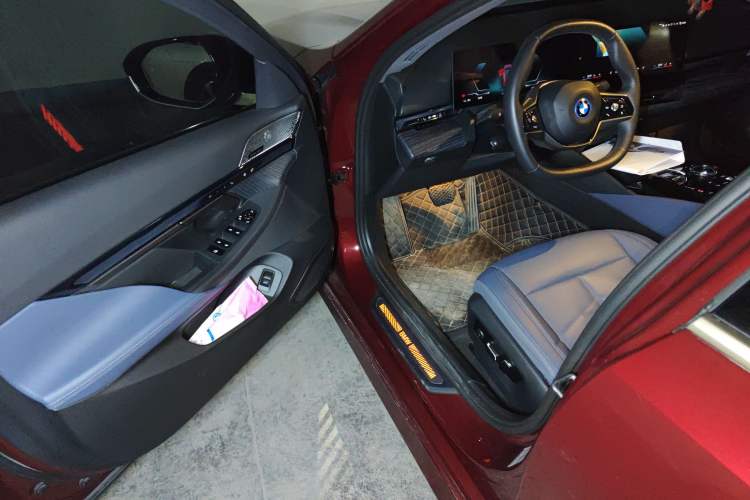 Used BMW i5 2024 eDrive 35L Prestige Luxury Package
