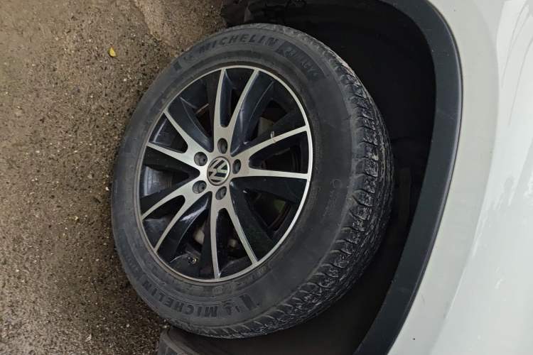 Used Volkswagen Tiguan 2015 1.8TSI Automatic Two-Wheel Drive Luxury Model
