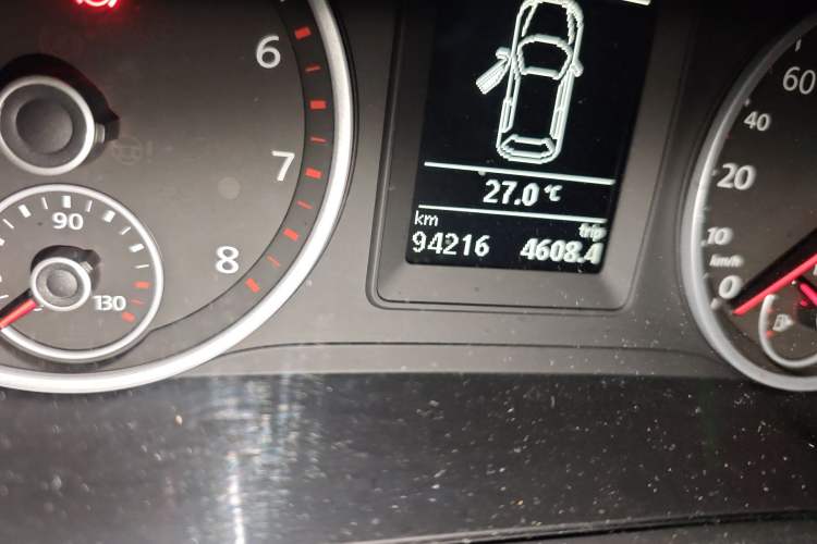 Used Volkswagen Tiguan 2017 300TSI Automatic Two-Wheel Drive Silk Road Comfort Edition Odometer Close Up