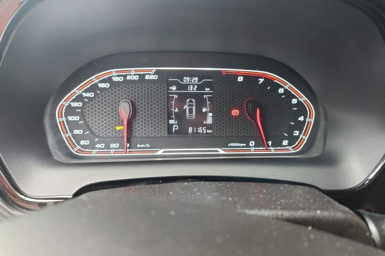 Used Chery Tiggo 3X 2017 1.5L Automatic Fashion Edition Odometer Close Up