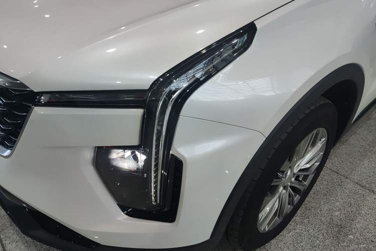 Used Cadillac XT4 2024 28T Two-Wheel-Drive Luxury Version