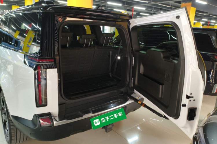 Used Polestones 01 2023 All-Purpose 7-Seater Version
