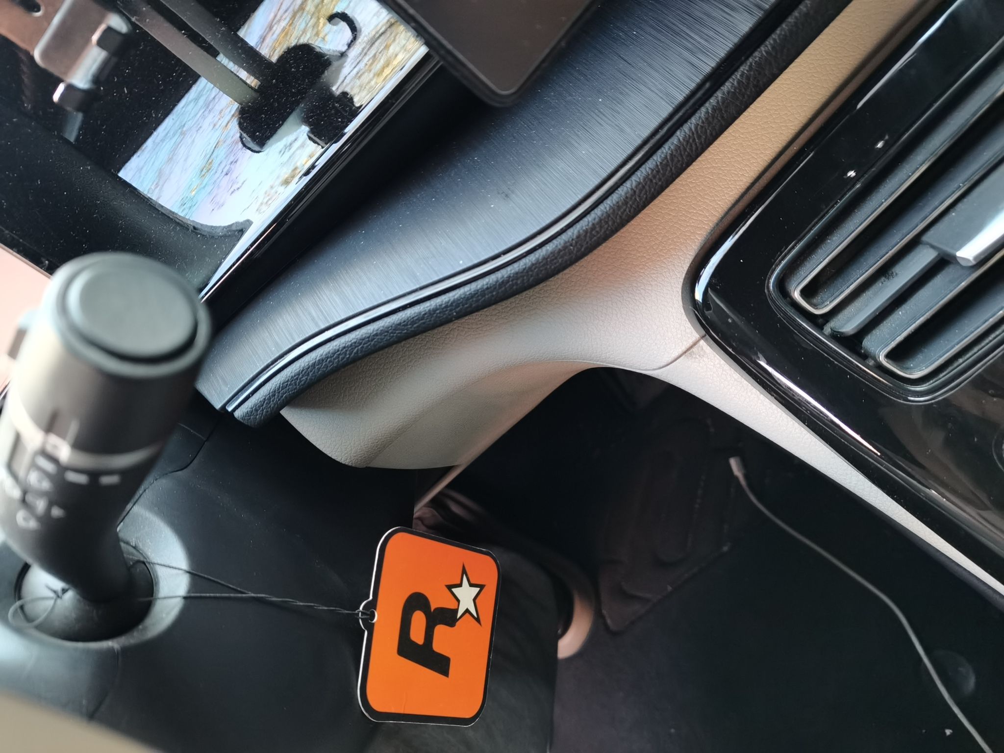 BYD Qin PLUS 2023 Champion Edition DM-i 55KM Leading Model — снимка 20