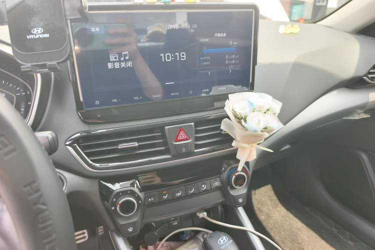 Used Hyundai Lafesta 2019 280TGDi Sport Edition China V Standard Audio And AC Panel