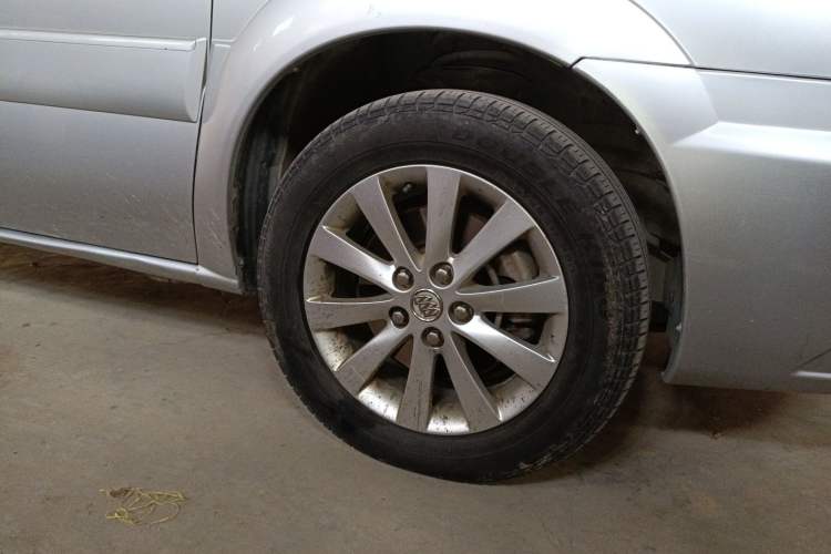 Used Buick GL8 2011 2.4L LT Executive Edition