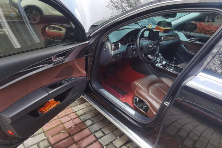 Used Audi A8 2013 A8L 45 TFSI quattro Comfort model