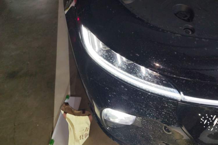 Used VOYAH COURAGE 2025 Model Four-Wheel-Drive Qiankun Edition
