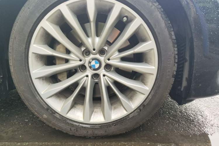 Used BMW 5 Series 2020 530Li Leading Edition Luxury Package
