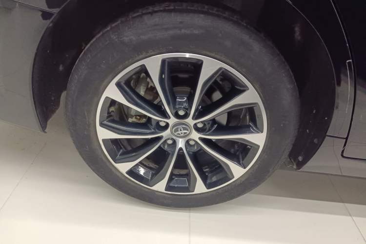 Used Toyota Avalon 2022 2.5L Luxury Edition
