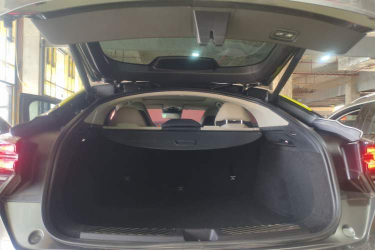 Used Lynk & Co 05 2020 2.0TD Two-Wheel Drive Zhaoyang Plus