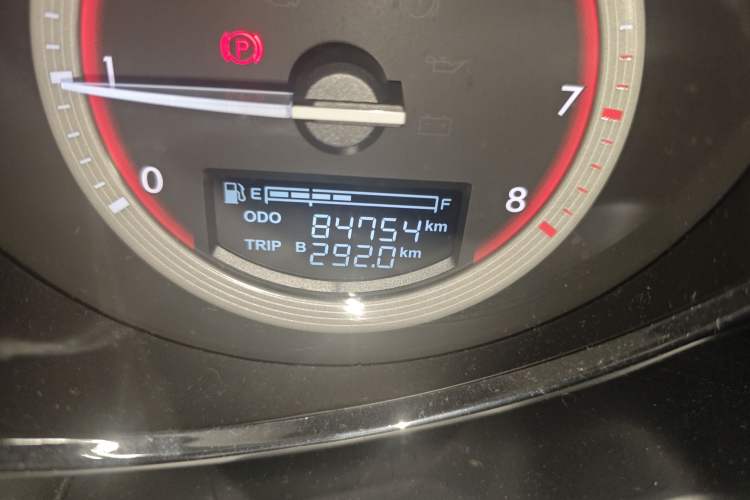 Used Bestune B70 2016 2.0L Automatic 10th Anniversary Edition
