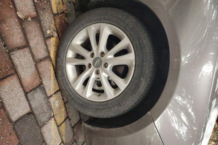 Used Chery Arrizo 7 2015 1.6L Manual Zhi Ling Edition