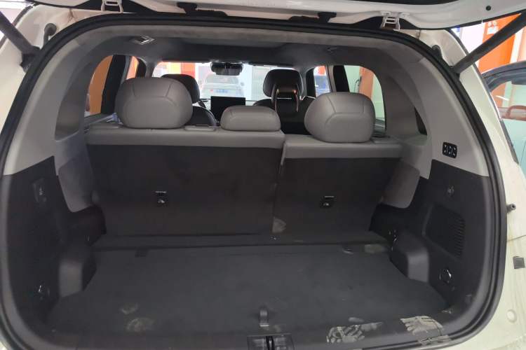 Used Zeekr MIX 2025 Intelligent Driving Version
