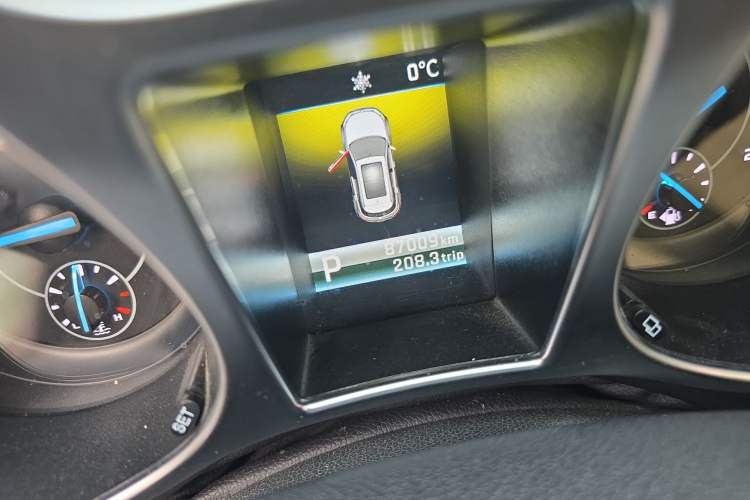 Used JMC Yusheng S330 2016 1.5L GTDi Automatic Two-Wheel Drive Flagship Edition