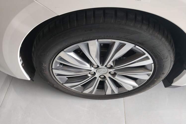 Used Hongqi E-QM5 2024 610 km PLUS