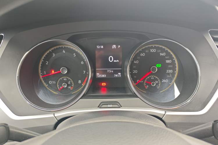 Used Volkswagen Touran 2021 Volkswagen Touran L 280TSI DSG Style Edition 7 Seats
