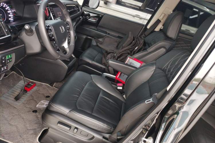 Used Honda Elysion 2019 2.0L Hybrid Luxury Edition